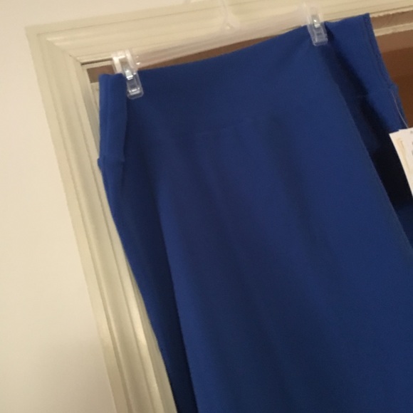 Blue Cassie - Picture 2 of 2